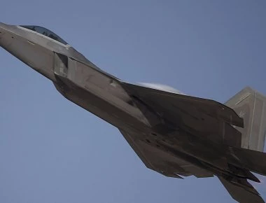 Χαμός στην ΑΒ Tyndall από τον τυφώνα Μάικλ: Η αμερικανική Αεροπορία δεν πρόλαβε να απομακρύνει όλα της τα F-22